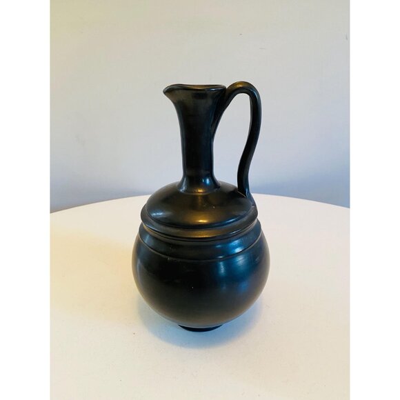 Vintage Lama Oaxaca Mexico Black Clay Pitcher Mexican Art Pottery Signed Pottery - Picture 8 of 9